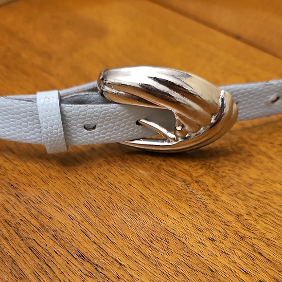 Vintage Women's Baby Blue Belt With Silver Buckle - Picture 2 of 3